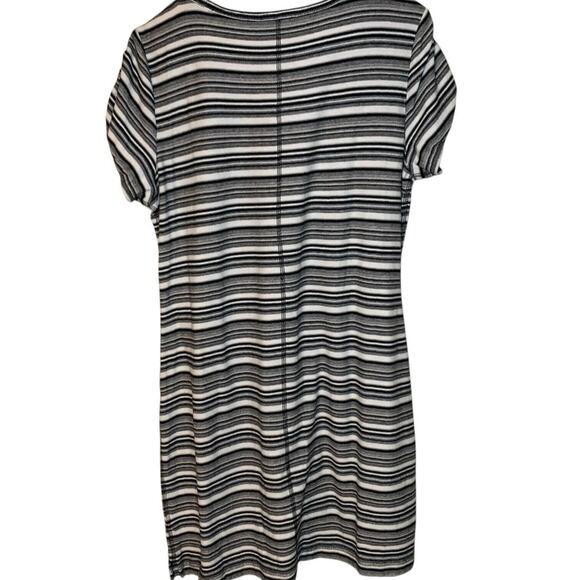 Talbots Dress Women's Size Large T-Shirt Knit Black White Cutout Sleeve Comfort - Picture 3 of 7